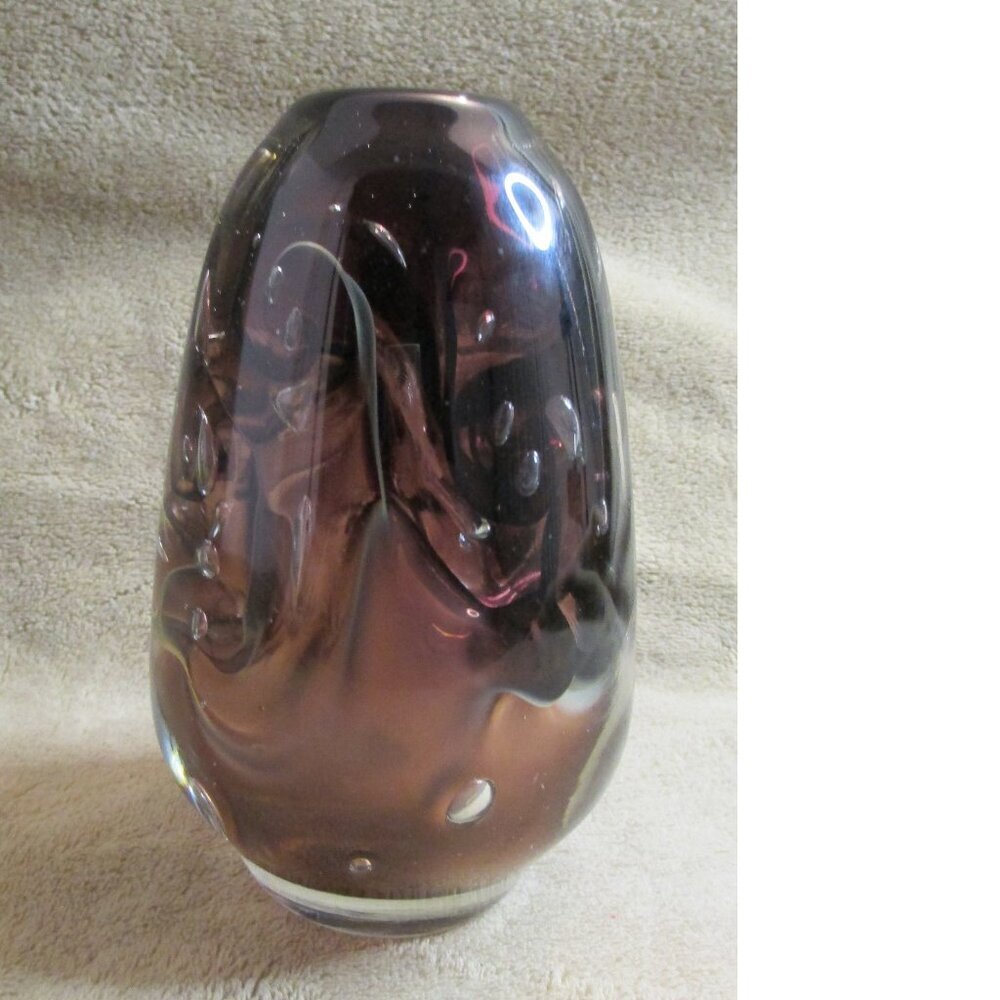 Hand blown glass bud vase signed Tedo. Beautiful purple & white swirl. 5.5"